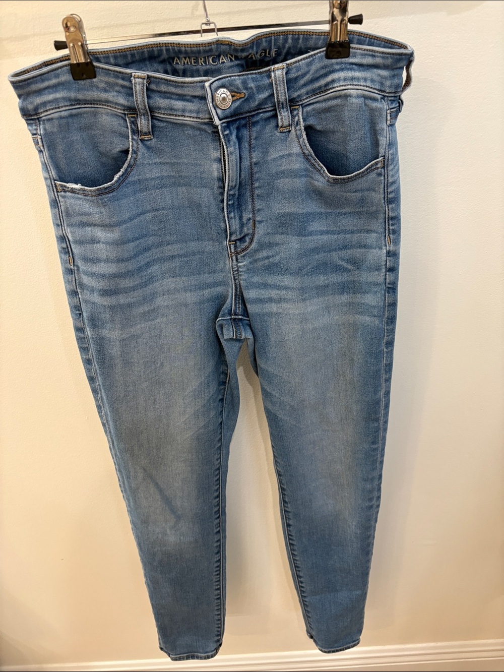 American Eagle Outfitters Light Wash High-Rise Jeggings